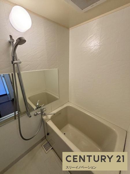 バス・シャワールーム　★大きい鏡あります★