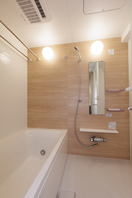 バス・シャワールーム　※写真は同タイプ住戸です。