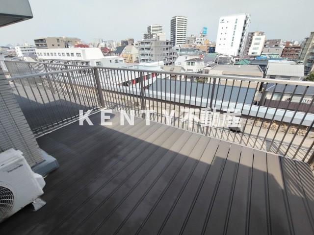 玄関　落ち着いた玄関です