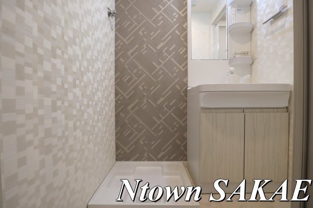 洗面設備　独立洗面台です