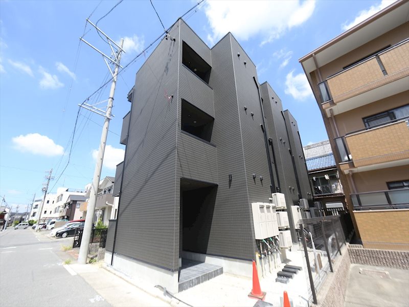 建物外観　外観　オートロック付　デザイナーズ