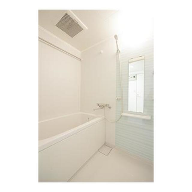 バス・シャワールーム　※写真は同タイプ住戸です。