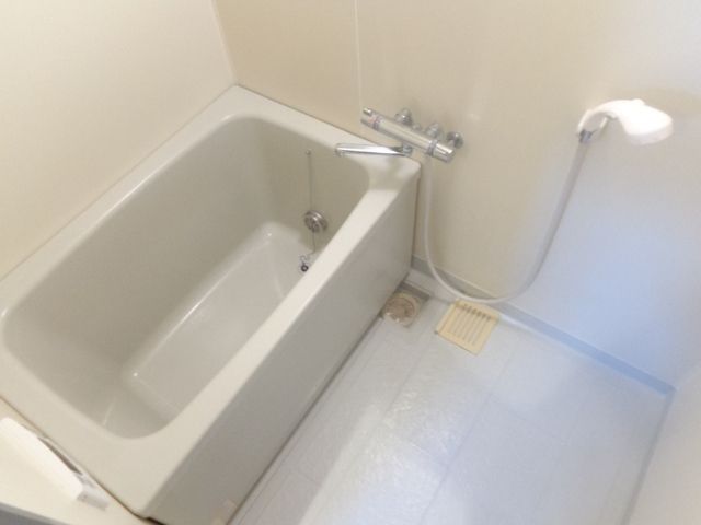 バス・シャワールーム　別部屋イメージです