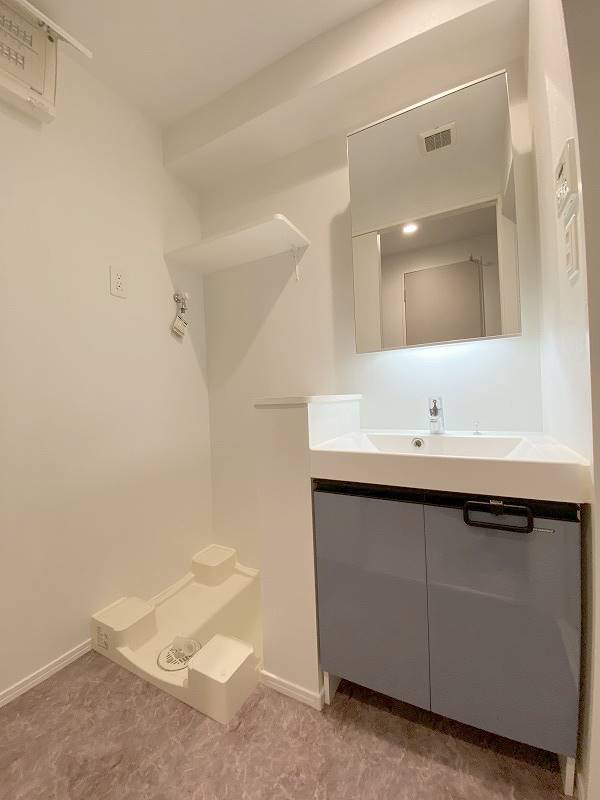 洗面設備　使い勝手の良い洗面化粧台♪