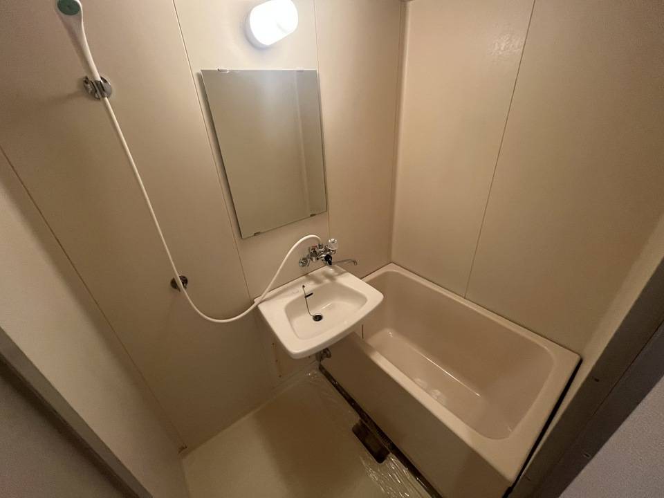 バス・シャワールーム　浴室