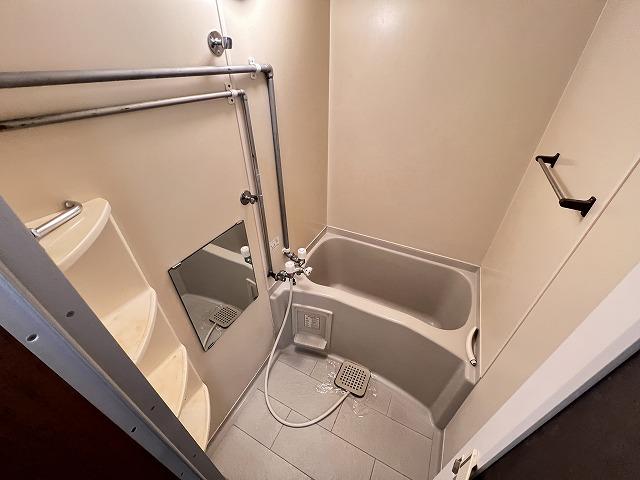 バス・シャワールーム　浴室