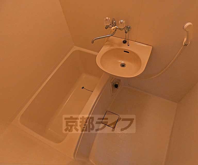 バス・シャワールーム　浴室です。