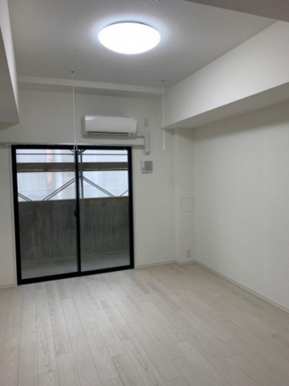 居室・リビング　※別部屋の写真です