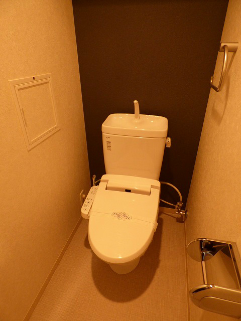 トイレ　ウォシュレット