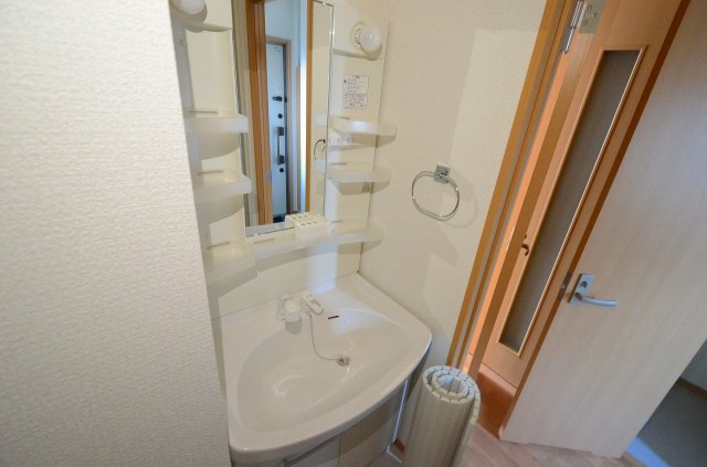 洗面設備　独立洗髪洗面化粧台付き☆