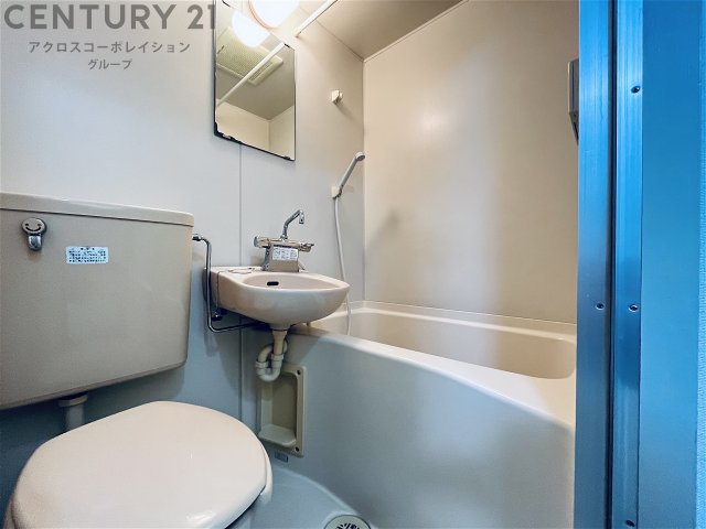 バス・シャワールーム　シンプルで機能的なユニットバスです♪