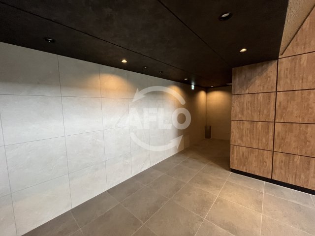 ロビー　エスリード新大阪ザ・プレミアEAST　ロビー