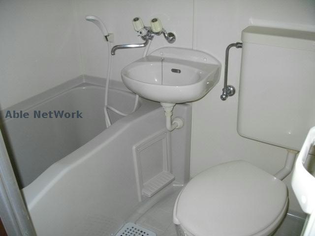 洗面設備　※同物件別部屋の写真となります。