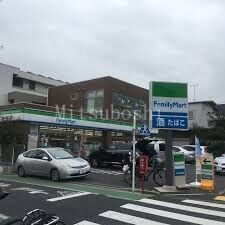 コンビニ　ファミリーマート小浦世田谷梅丘店（コンビニ）まで346m