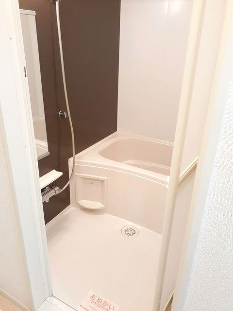 バス・シャワールーム　バスルーム