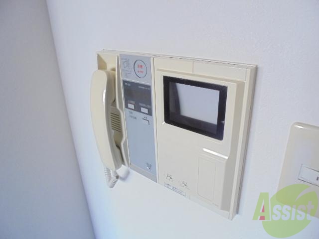 セキュリティ　テレビモニターホンが付いているので安心ですね