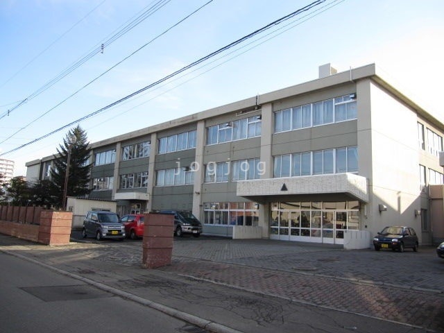 その他　札幌市立信濃中学校（その他）まで533m