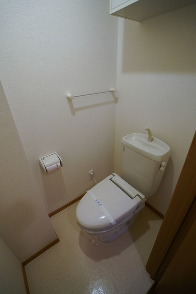 トイレ　同じ建物の別のお部屋