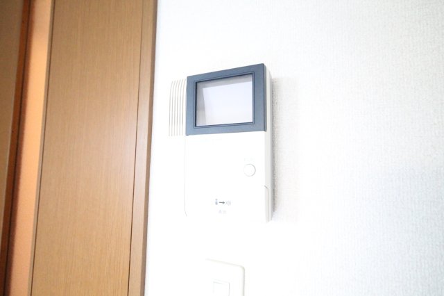 セキュリティ　参考。同タイプの部屋のお写真です。現況優先。