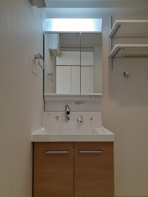 洗面設備　シャンプードレッサー