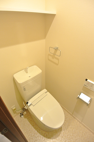 トイレ　※他室写真～現況優先※