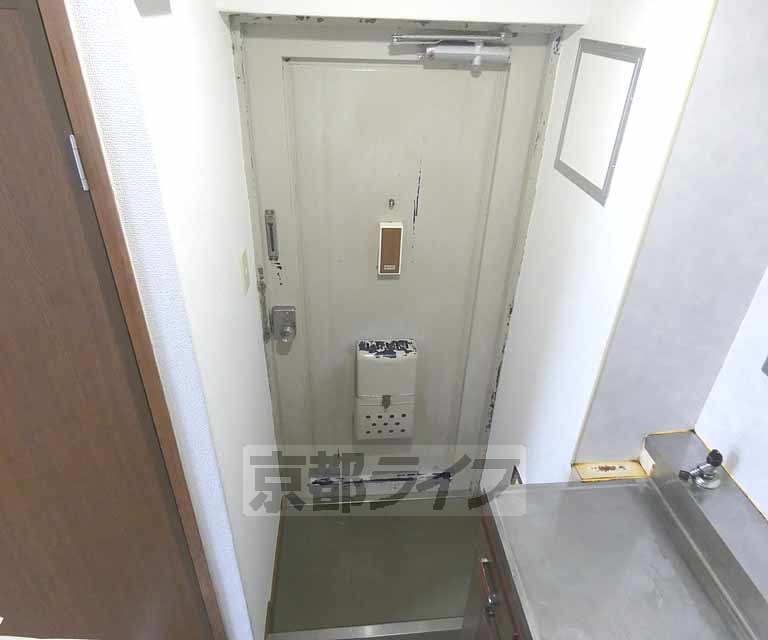 玄関　玄関です。