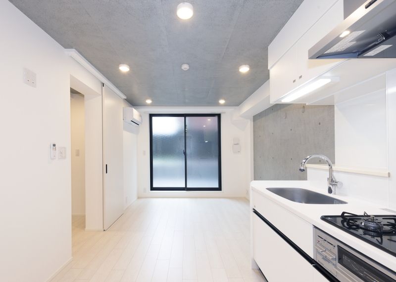 居室・リビング　☆明るい洋室☆