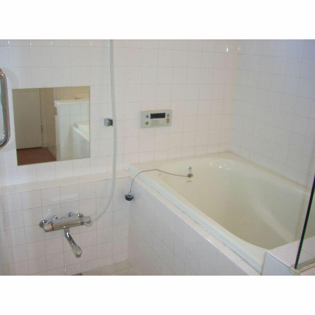 バス・シャワールーム　?