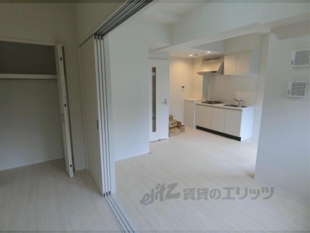 居室・リビング　リビング