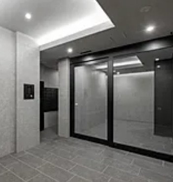 エントランス　建物の内部です