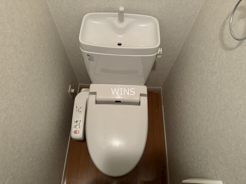 トイレ　※別部屋参考写真です