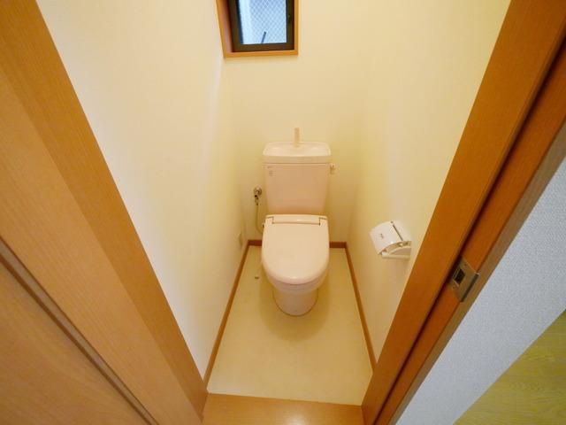 トイレ　フルリール　北区上中里3