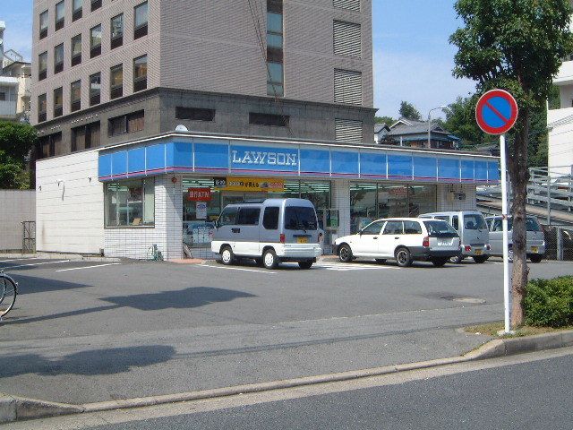 コンビニ　ローソン ＪＲ三郷駅前店様（コンビニ）まで220m