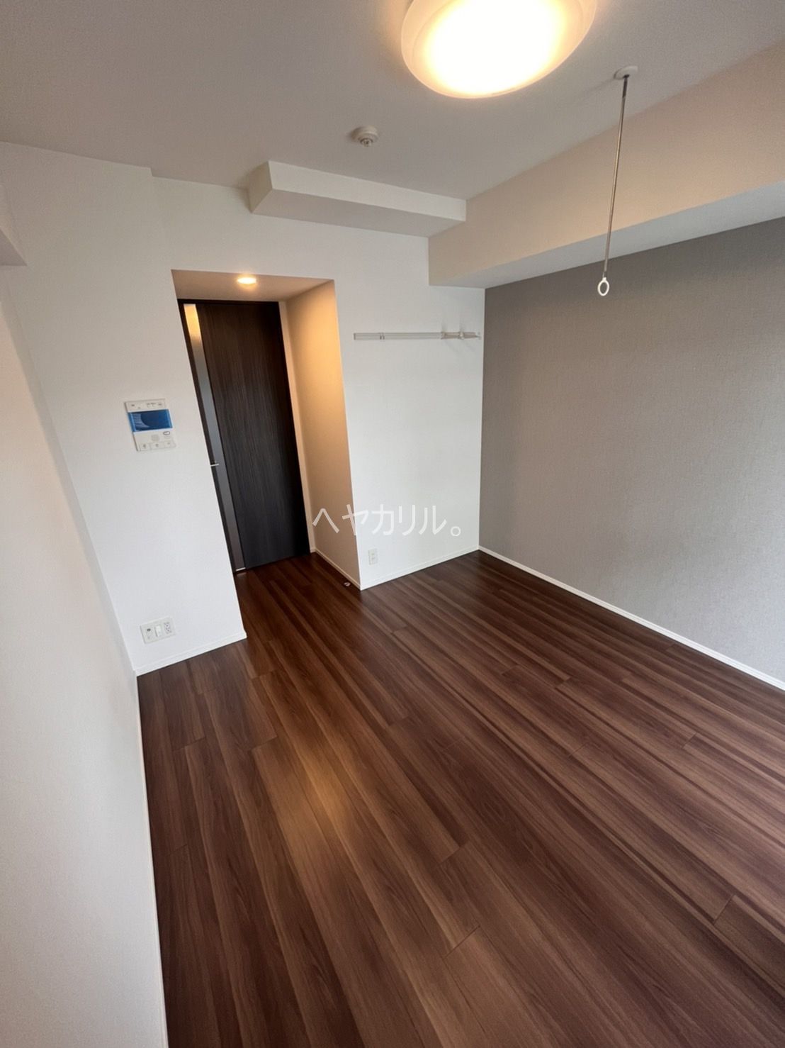 居室・リビング　同建物　別部屋の参考写真