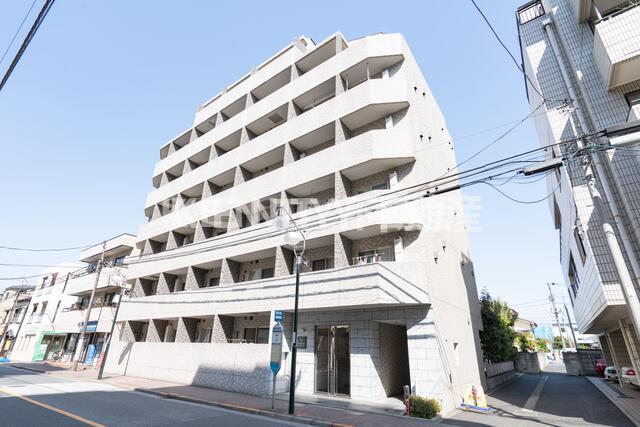 建物外観　外観は落ち着いています