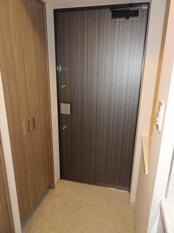 玄関　エステムプラザ横濱関内 ＊別部屋参考