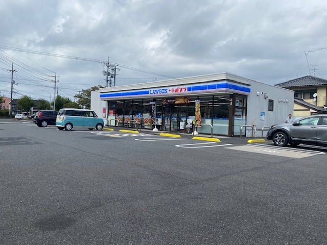 コンビニ　ローソン・ポプラ倉吉米田店（コンビニ）まで551m