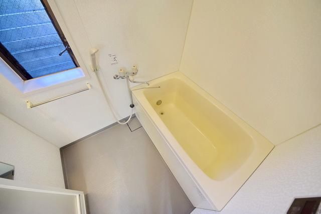 バス・シャワールーム　別部屋参考写真