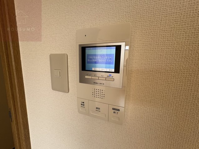 セキュリティ　毎日通る玄関はこちらです