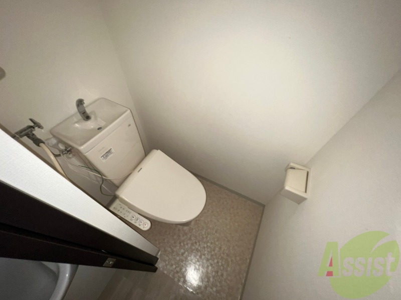 トイレ　トイレです。ウォシュレット付を探している方、おすすめです。