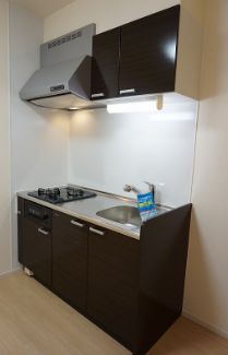 キッチン　反転タイプの写真となります
