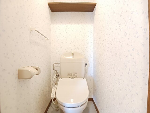 トイレ　清潔感のあるトイレです