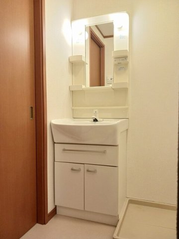 洗面設備　忙しい朝には欠かせない洗面所です