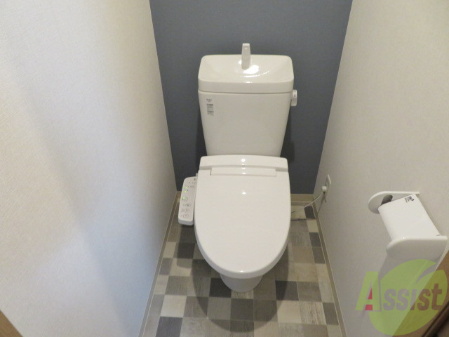 トイレ　こちらはトイレです。清潔感があり、安心して使用できます。
