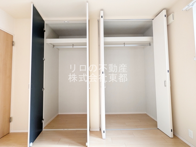 収納　パイプハンガー付き☆畳まず衣類を掛けることができます♪