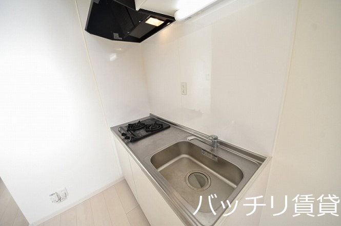 キッチン　画像は別号室写真の為、現状を優先いたします。