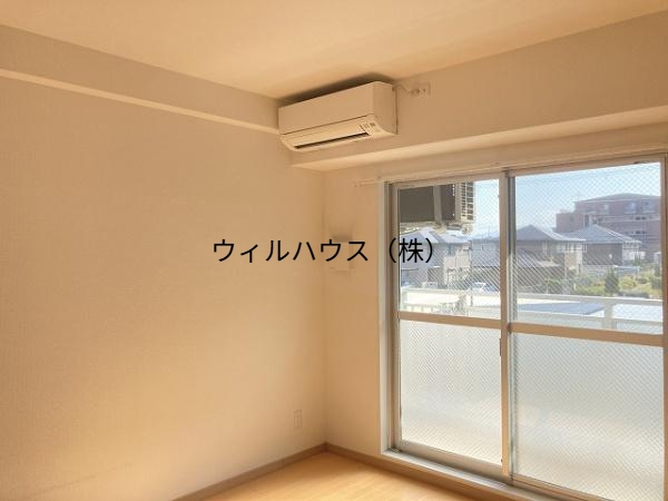 居室・リビング　フローリング！