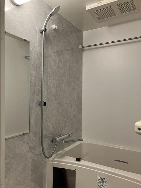 バス・シャワールーム　※写真は同タイプ住戸です。