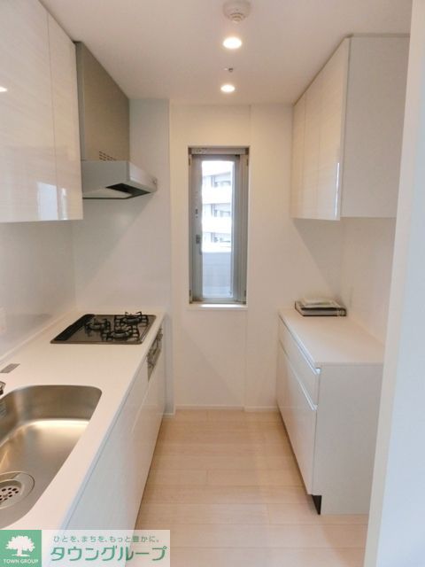 キッチン　※写真は同タイプ住戸です。