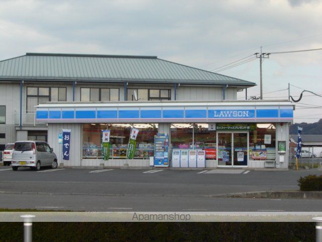 その他　コンビニ（その他）まで400m
